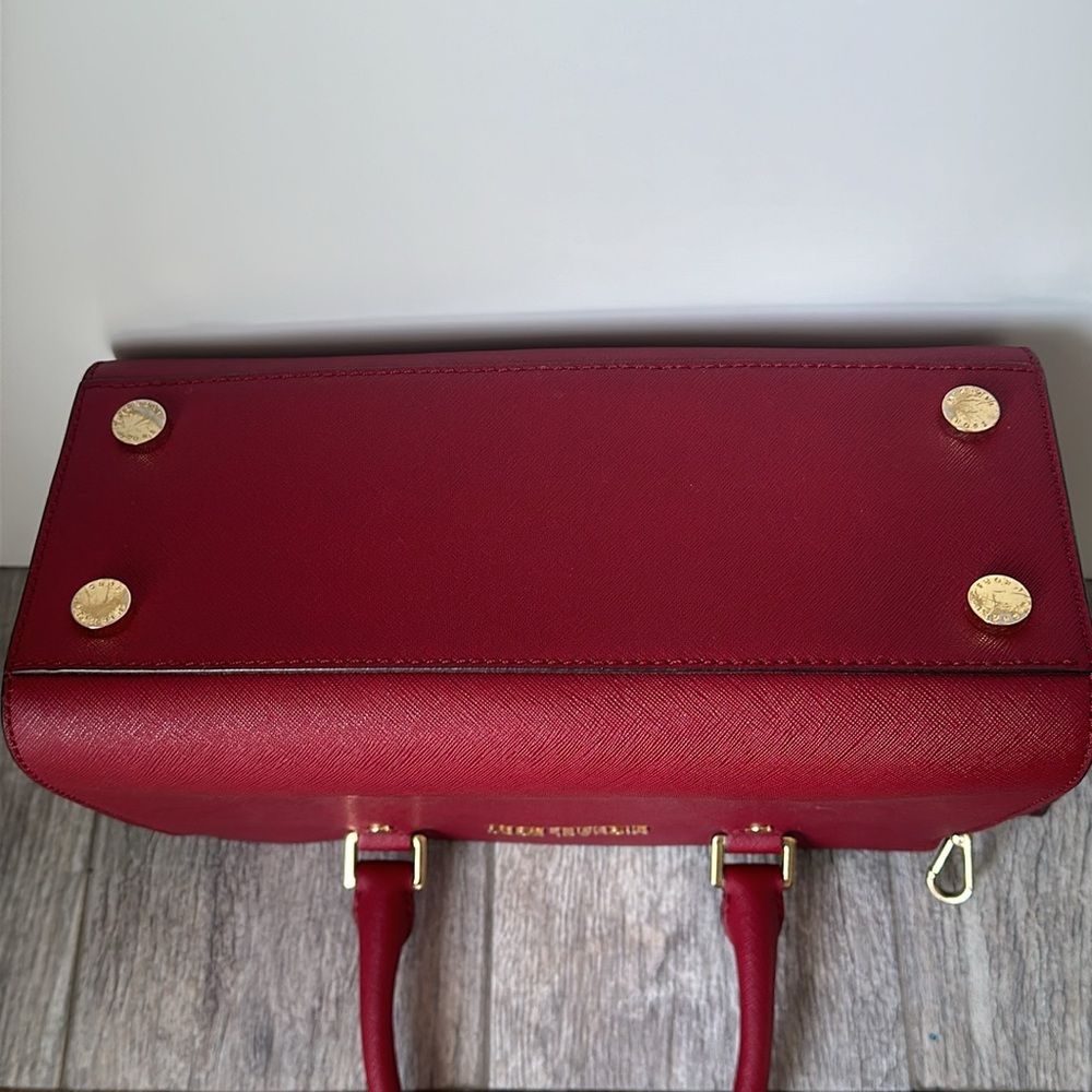 Michael Kors Selma Satchel - Picture 3 of 8